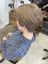 クワリ ミルクティーベージュカラー