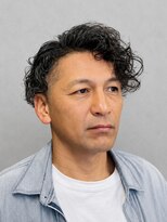 スター(STAR)&nbsp;フェード×強めパーマ｜男前ヘア