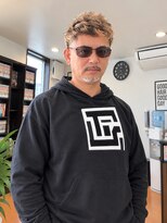 カルムンド バイ トコヘイ(CALMUNDO by TOKOHEI)&nbsp;ハイトーンカラー×大人メンズショート