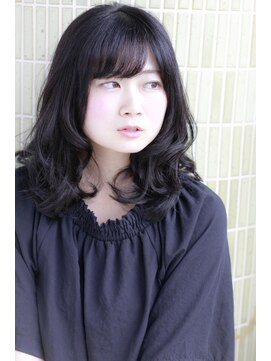 ヘアーガーデン ハニワ(Hair Garden 葉庭) 暗髪×艶ウェーブ×ミディアム