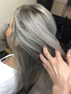 シェリー(cherie) ホワイトシルバー【cherie池袋】デザインカラー