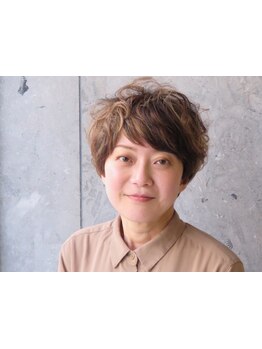 お手入れしやすい品ありショートはFLOWER◆【ショート×パーマ】で魅せる立体フォルムにリピート指名殺到♪