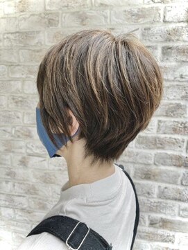 フォルム アージュ FORME age フォルムにこだわったショート