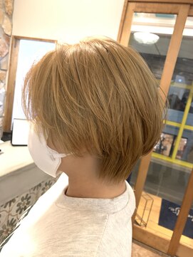 プラーチェ 橋本(Plaatje) ☆ハイトーン☆かきあげショートスタイル 小顔補正立体カット