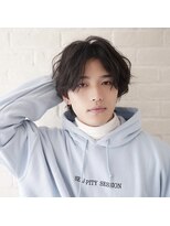 ネオリーブエクラ 上野御徒町店(Neolive eclat)&nbsp;センターパートウェーブパーマブルーアッシュアースカラー