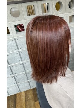 ヘアデザイン ノア(Noa) 外ハネピンクブラウン