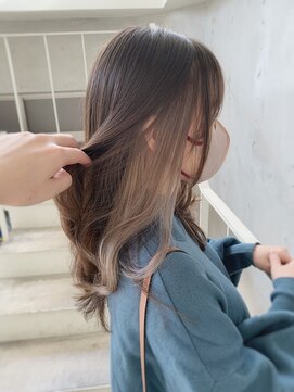 アクアオモテサンドウ(ACQUA omotesando) ◎インナーカラーイヤリングカラーホワイトミルクティーベージュ