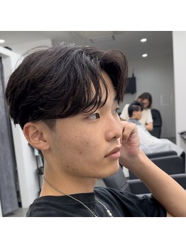 ウェーブ(WAVE) フェザーパーマ/毛流れパーマ/ほつれパーマ/センターパート