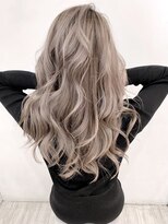 ヘアースタジオ ゼン カロン(Hair studio Zen kalon)&nbsp;ブリーチハイライトカラー×ミルクティーベージュ20代30代40代