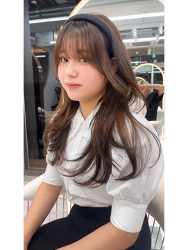 ロンドルピナス 小倉(Lond Lupinus) ブルーブラック/ワイドバング/美髪のススメ/外ハネボブ/北九州/