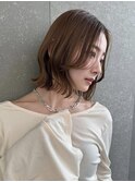 切りっぱなしボブ/流れる前髪フェイスレイヤー/ベージュブラウン