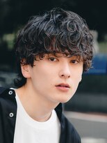フィフス(fifth)&nbsp;原宿黒髪シャドウパーマメンズカットラウンドマッシュウルフ30代