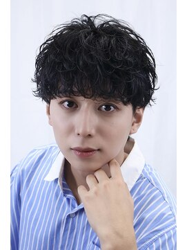 オーシャントーキョーセンダイ(OCEAN TOKYO SENDAI) シャドウフェザーニュアンス黒髪パーマメンズショートマッシュ