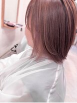 トゥエンティ(twenty)&nbsp;透明感たっぷりピンクベージュボブ