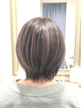 ヘアー グリーン(hair green) 40代50代60代/ショートボブ/かっこかわいいショート