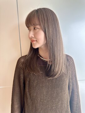 リノア 鵠沼海岸(LINOA) ハイライト/白髪ぼかし/レイヤーカット/髪質改善