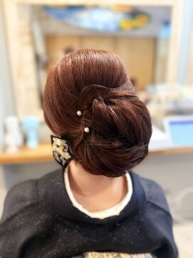 パシャ(Pasha) 和モダンルーズアップ
