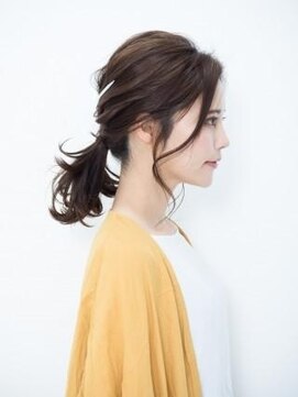 オレロ 国立(olelo) 大人ガーリー/似合わせカット/リバースセンターパート/国立