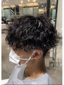 ブランコジーサウス(BLANCO G South) 波巻きスパイラルパーマ　ツーブロック　マッシュ　骨格補正