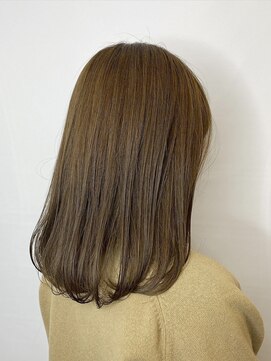 ユイット 本八幡店(Uit) 赤みなし透明感オリーブカラー！！