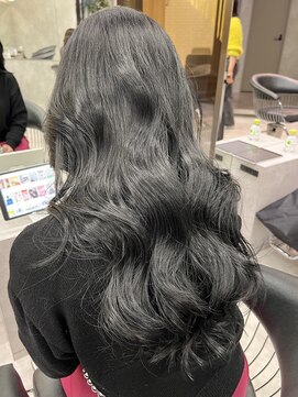 シティ(CITY) ブルーブラックカラー 韓国ヘア レイヤーカット