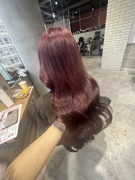 リーオオサカ(Lee Osaka) ピンクカラー×東芽生