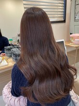 【 お肌に溶け込むヘアカラー 】パーソナルカラー診断士だからこそできる、似合わせカラーで透明感アップ◎