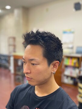 理容 鮎川 アップバングショート