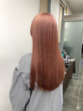 シャラク 羽広店(sharaku) ピンクベージュ