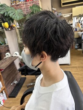 ショコラ ツーブロック刈り上げパーマ