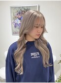 ハイライトミディアムヘアボブウルフネビージュ小顔ワンレン