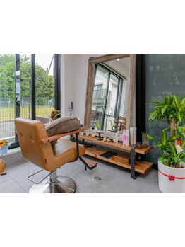 贅沢な空間で癒しのひと時を…。周りの目を気にせず、ゆったりとしたサロンタイムを過ごせます◎