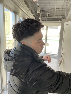 エイト 神戸三宮店(EIGHT) 【スッキリ男前】刈り上げ×パーマスタイル♪