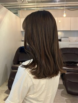 ライン(LINE) ブリーチなしolive beige