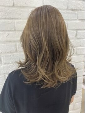 レアワンハナレ センター北美容院(lea/1 HANARE) ハイライトで柔らかさを！