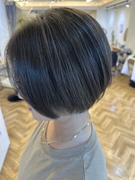 エルア(elua) 白髪ぼかしハイライト