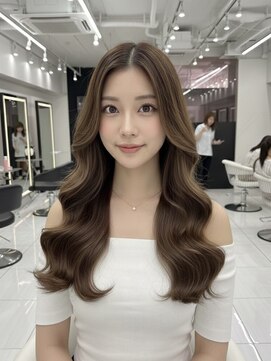 ラルム 新宿(LARME SHINJUKU) シアベージュ×顔周りレイヤーカット