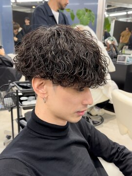 エデアンルクラ 下通(EDEAN Leclat) 熊本波巻きスパイラル 波巻きパーマ マッシュ MEN'S HAIR