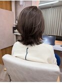 白髪ぼかしグレージュ×ミディアムレイヤー
