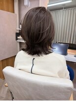 キラーナセンダイ(KiRANA SENDAI)&nbsp;白髪ぼかしグレージュ×ミディアムレイヤー