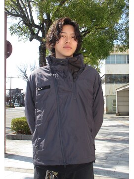 ラヌゴ(lanugo) ミディアムシャドウパーマ