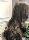 スモーキーアッシュ