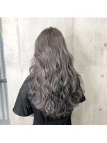 シュプバイトゥーミー(sup.by tomee)&nbsp;プラチナブルー【担当　末吉】