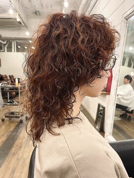 ヘアーアンドスペース セブンブリッジ(HAIR&SPACE 7Bridge) 7Bridge　菊地大　　ウルフレイヤー × フラットウェーブ