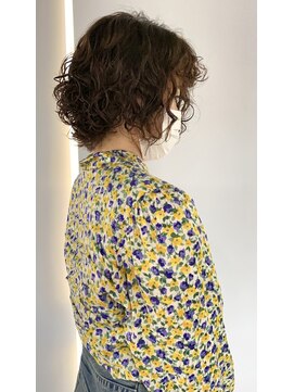 スティードトーキョー(Steed Tokyo) curly hair