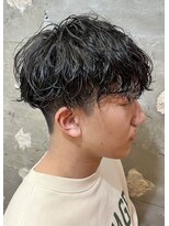 アカ(ACA)&nbsp;メンズカットパーマ波巻ツイストスパイラルパーマ札幌大通