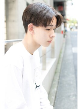 アントワープトーキョー(antwerp TOKYO) 『力石サトシ』波巻き束感ショートツーブロックマッシュ