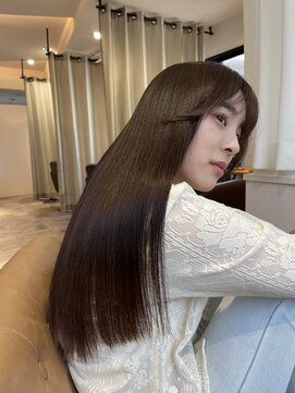 アンス 大阪梅田(ANs.) 20代 30代 40代 ロング 髪質改善トリートメント 小顔カット