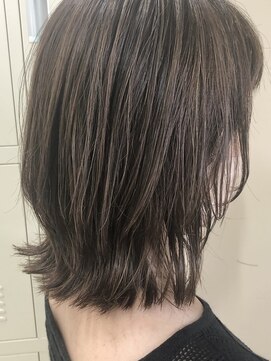 ライクバイコトナ 越谷(RIKE by kotona) くびれヘア×白髪ぼかしハイライト