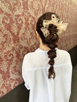 ココロイキ(Kokoroiki)の写真/【出張ブライダル受付店】イベント前のヘアセットはお任せ☆崩れなくて周りと差がつくスタイルをご提案◎